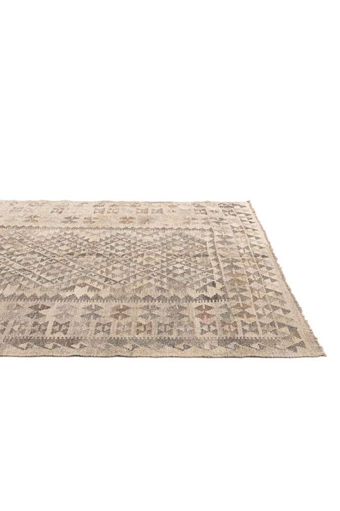 5' 6 x 8' 4 Hand Woven Kilim Maymana Wool Rug