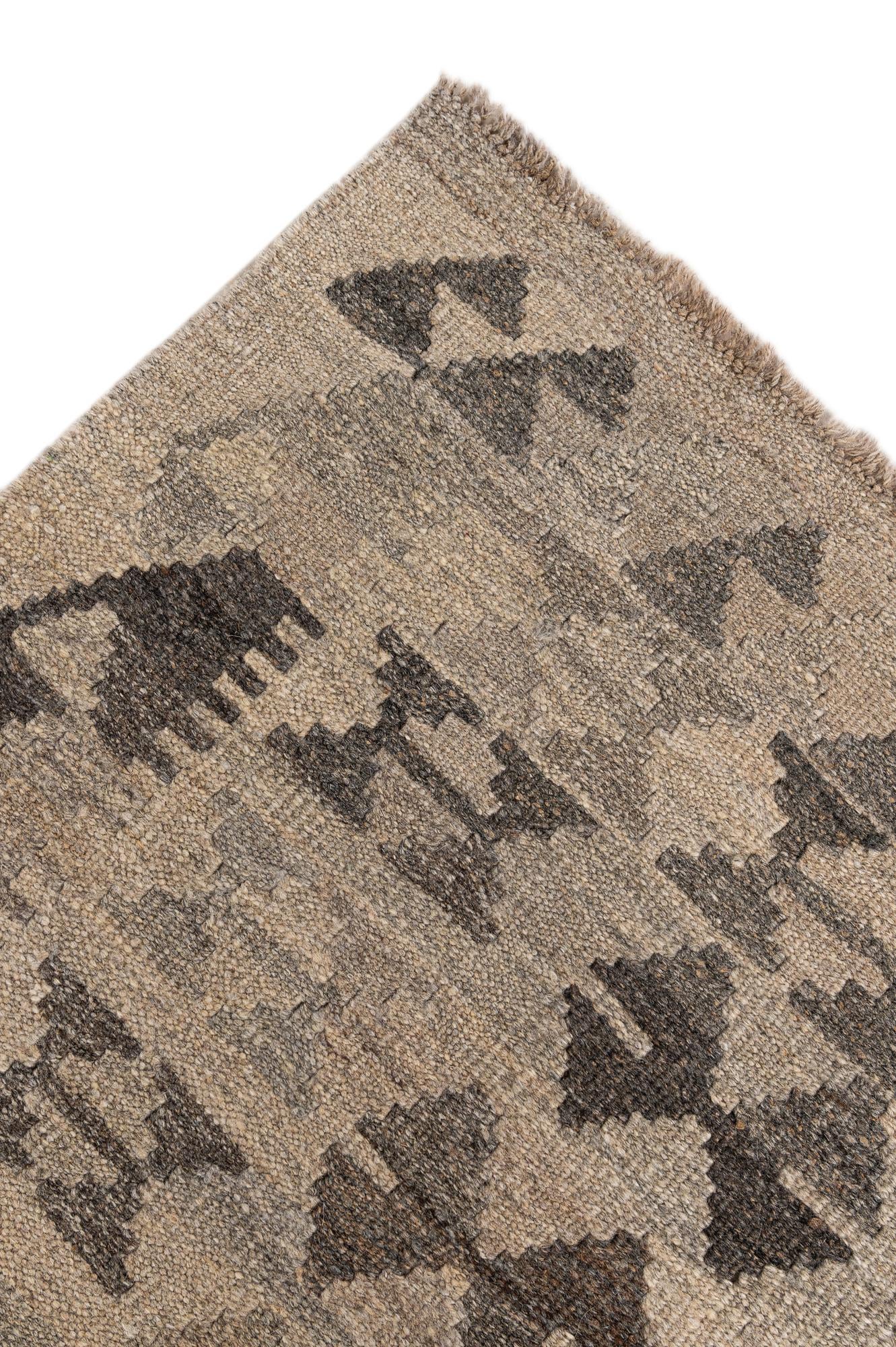 5' 6 x 8' 4 Hand Woven Kilim Maymana Wool Rug