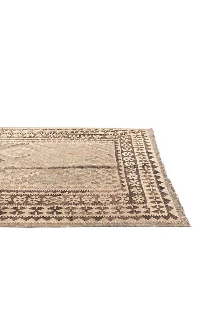 5' 9 x 8' 7 Hand Woven Kilim Maymana Wool Rug
