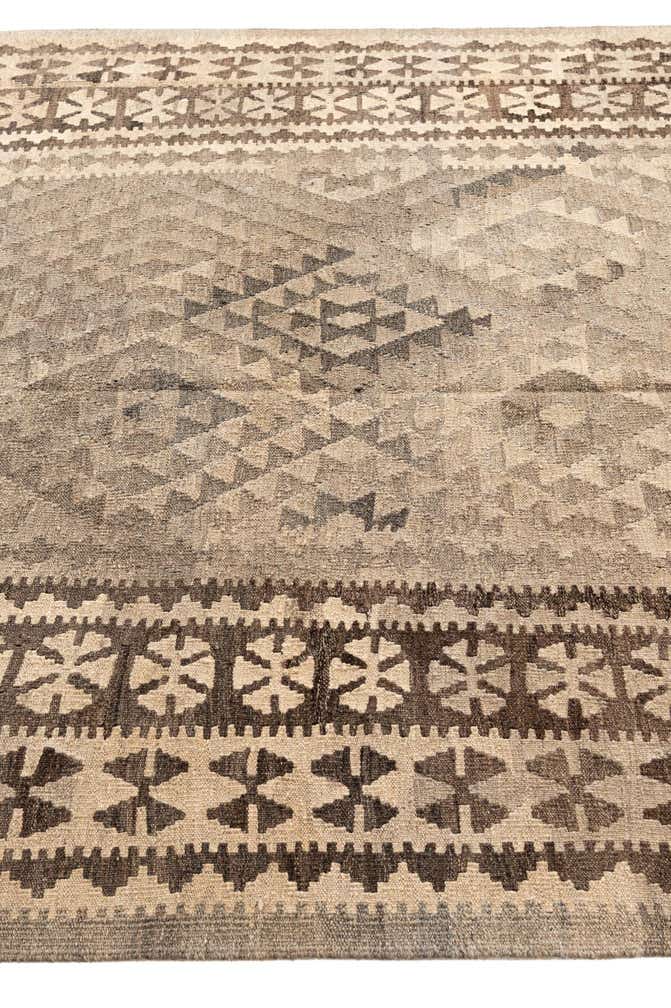 5' 9 x 8' 7 Hand Woven Kilim Maymana Wool Rug