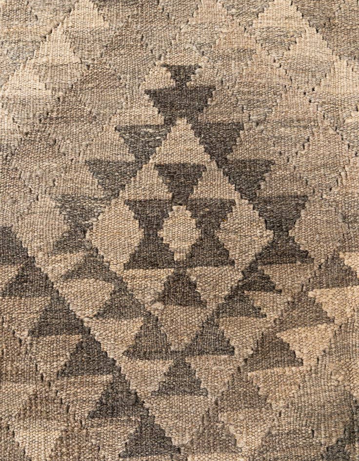 Detail image of 5' 9 x 8' 7  Hand Woven Kilim Maymana Wool Rug