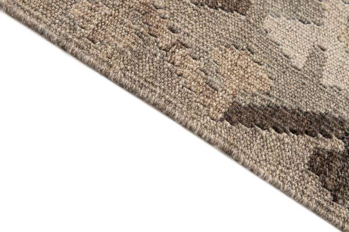 5' 11 x 7' 7 Hand Woven Kilim Maymana Wool Rug