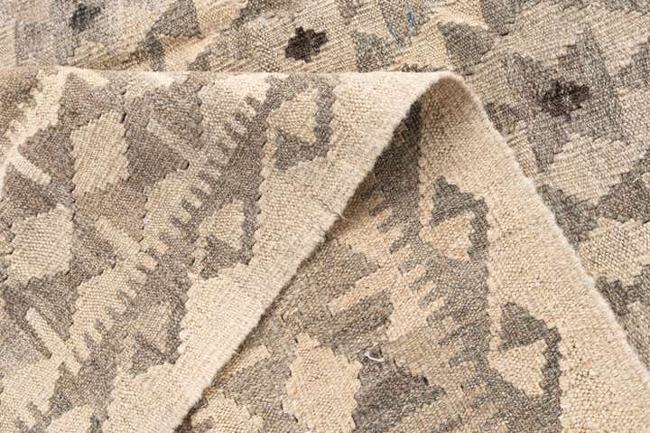 5' 11 x 7' 11 Hand Woven Kilim Maymana Wool Rug