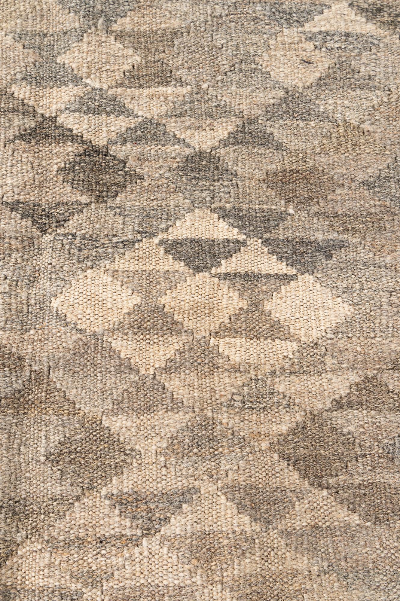 5' 10 x 8' Hand Woven Kilim Maymana Wool Rug