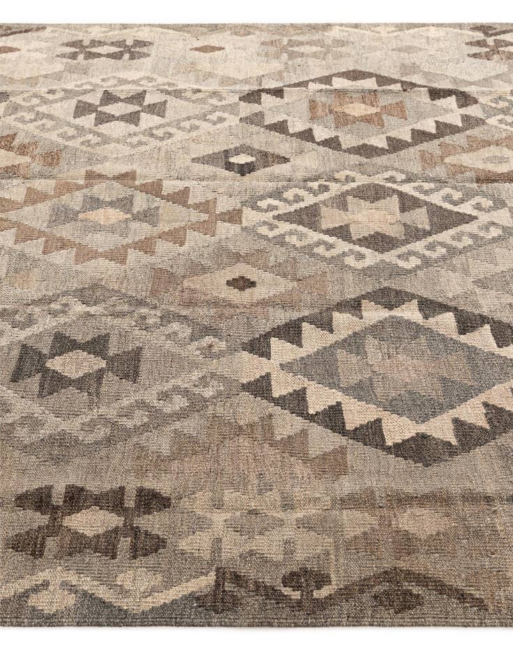 Detail image of 5' 10 x 7' 11 Hand Woven Kilim Maymana Wool Rug