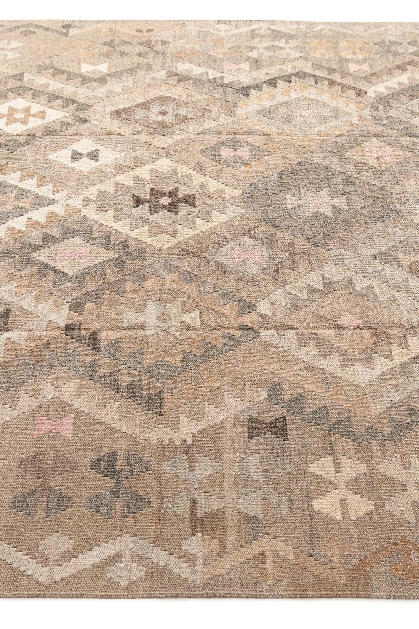 5' 9 x 7' 10 Hand Woven Kilim Maymana Wool Rug