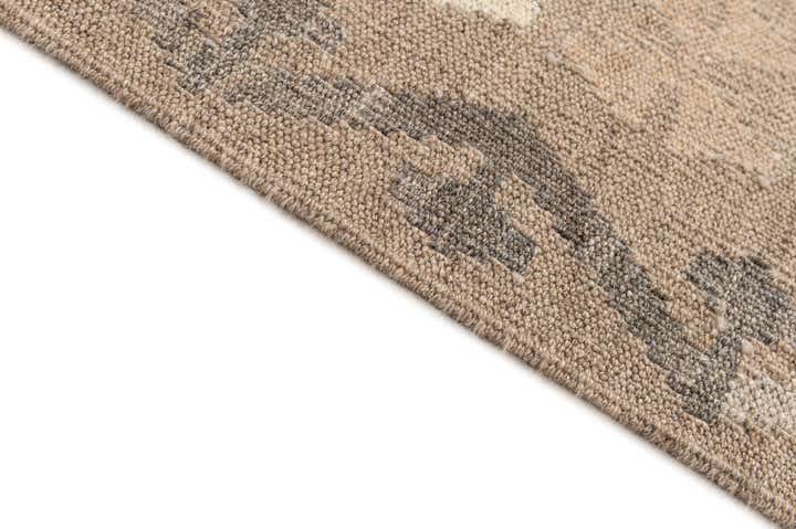 5' 9 x 7' 10 Hand Woven Kilim Maymana Wool Rug