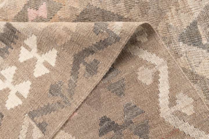 5' 9 x 7' 10 Hand Woven Kilim Maymana Wool Rug