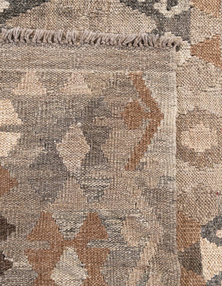 Detail image of 5' 9 x 8'  Hand Woven Kilim Maymana Wool Rug