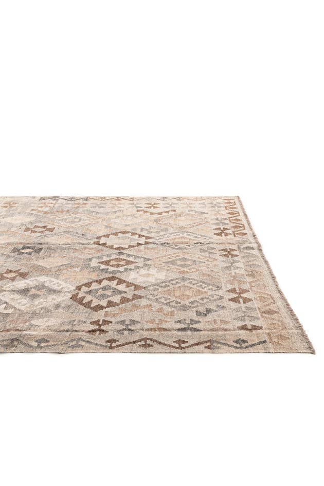 Detail image of 5' 9 x 8' Hand Woven Kilim Maymana Wool Rug