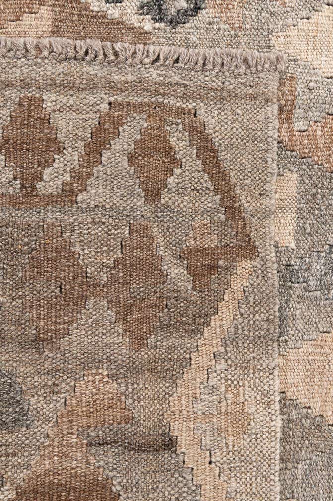 5' 9 x 8' Hand Woven Kilim Maymana Wool Rug