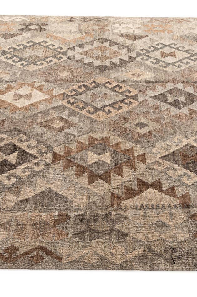 Detail image of 5' 11 x 7' 10 Hand Woven Kilim Maymana Wool Rug