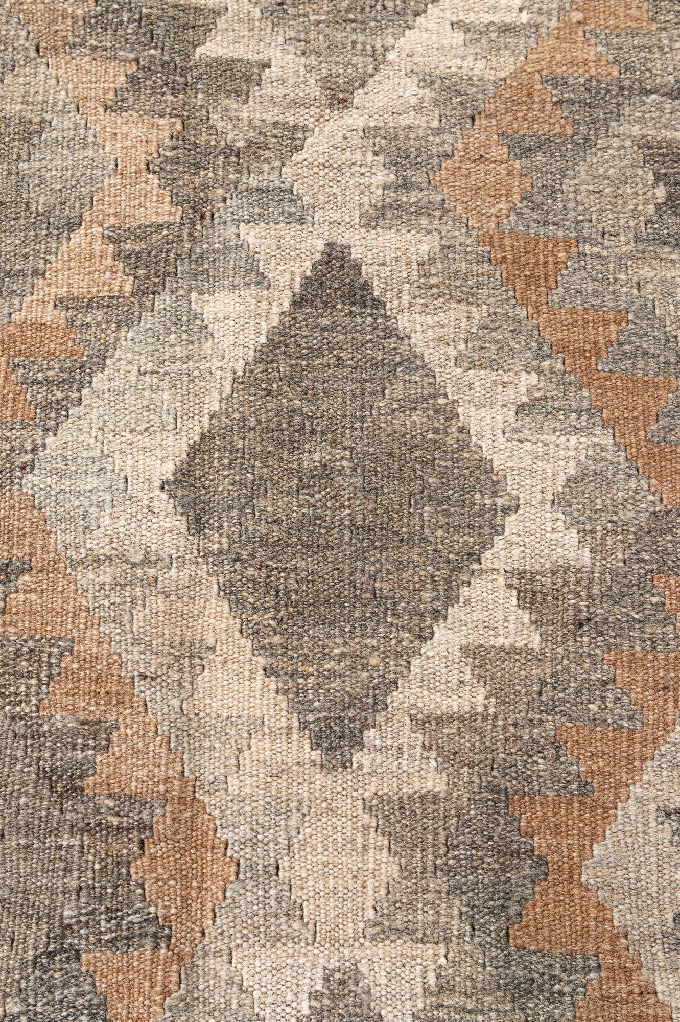 5' 9 x 8' 2 Hand Woven Kilim Maymana Wool Rug