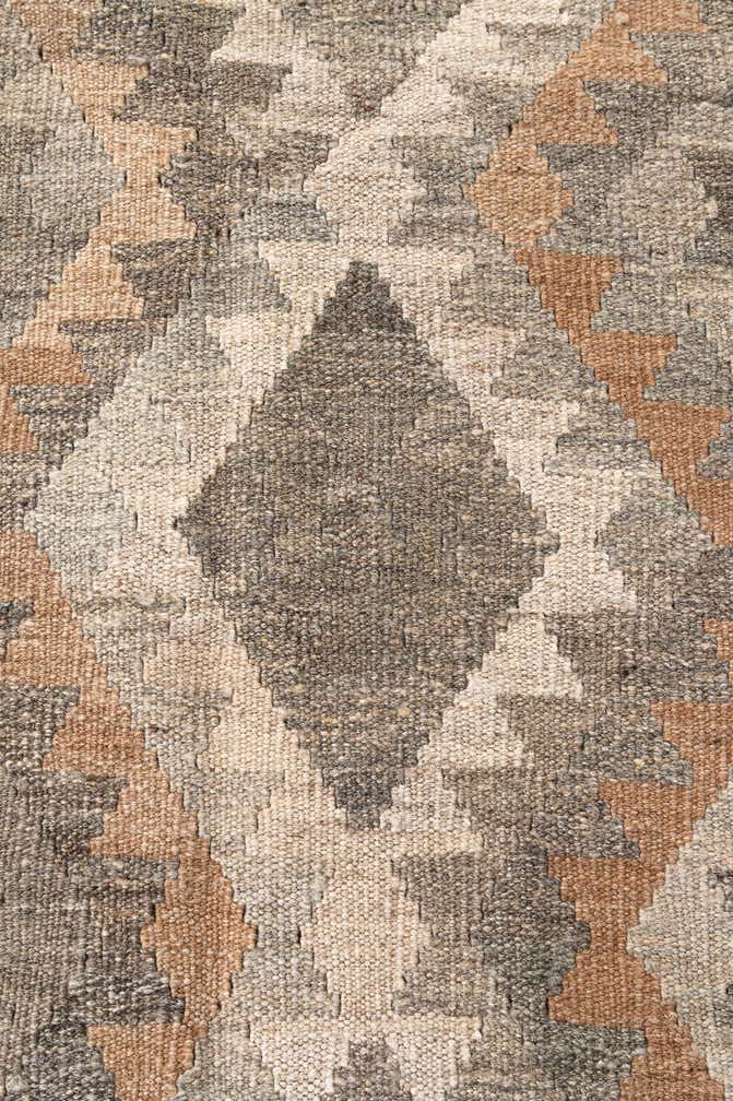 5' 9 x 8' 2 Hand Woven Kilim Maymana Wool Rug