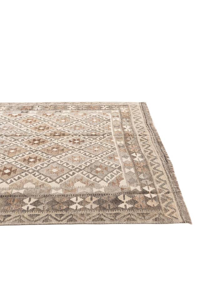 Detail image of 5' 9 x 8' 6 Hand Woven Kilim Maymana Wool Rug
