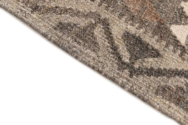 5' 9 x 8' 6 Hand Woven Kilim Maymana Wool Rug