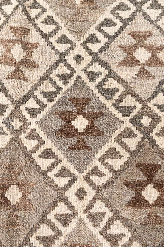 5' 9 x 8' 6 Hand Woven Kilim Maymana Wool Rug