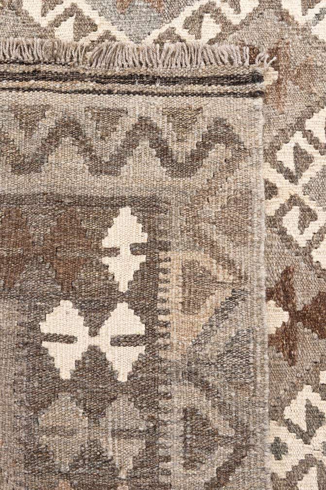 5' 9 x 8' 6 Hand Woven Kilim Maymana Wool Rug