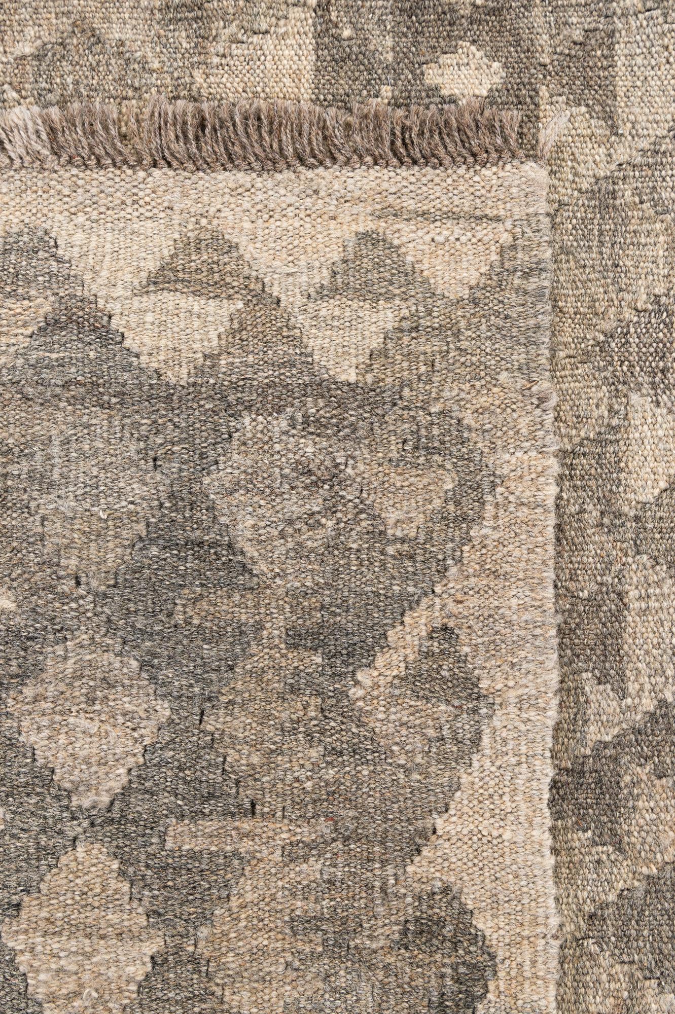6' 1 x 8' Hand Woven Kilim Maymana Wool Rug
