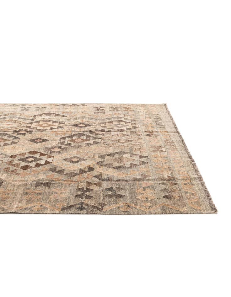 Detail image of 6' 2 x 8'  Hand Knotted Kilim Maymana Wool Rug