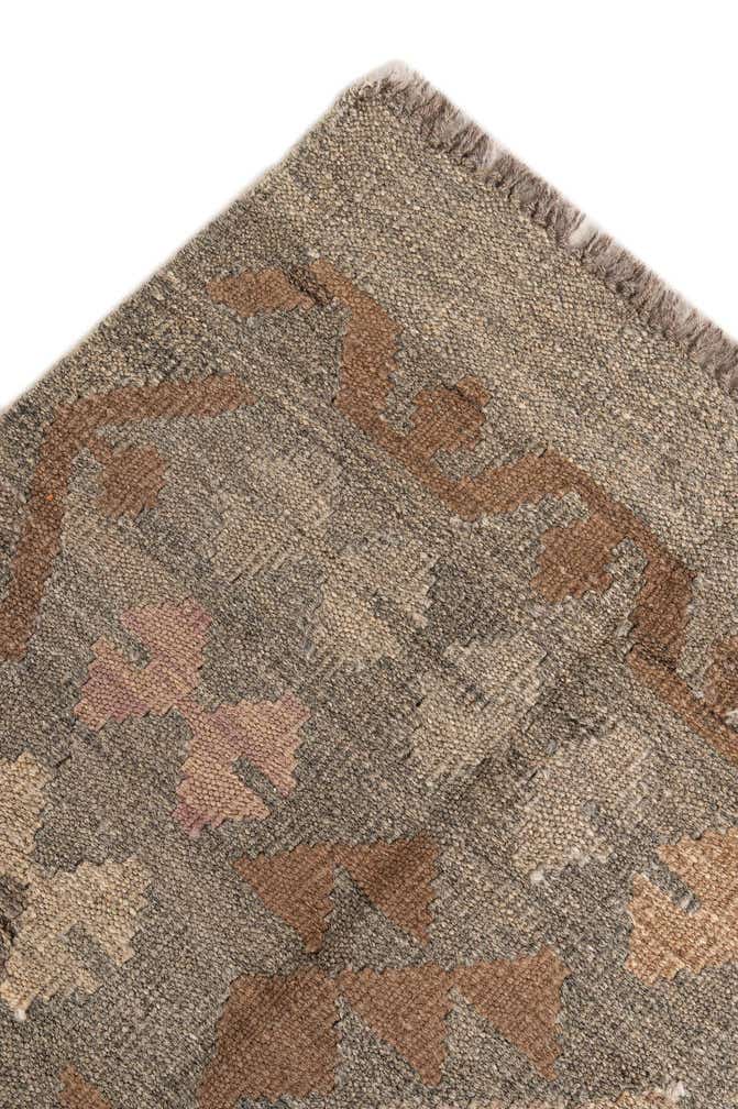 6' 2 x 8' Hand Knotted Kilim Maymana Wool Rug