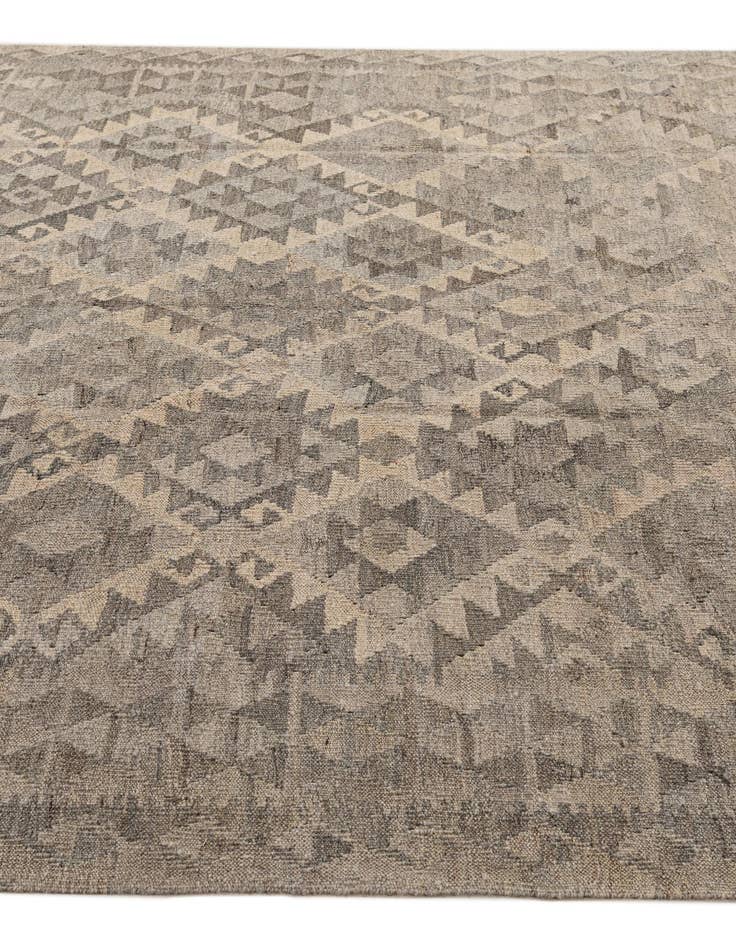 Detail image of 6' 4 x 9' 8  Hand Woven Kilim Maymana Wool Rug