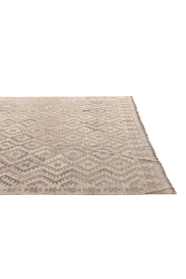 Detail image of 6' 4 x 9' 9 Hand Woven Kilim Maymana Wool Rug