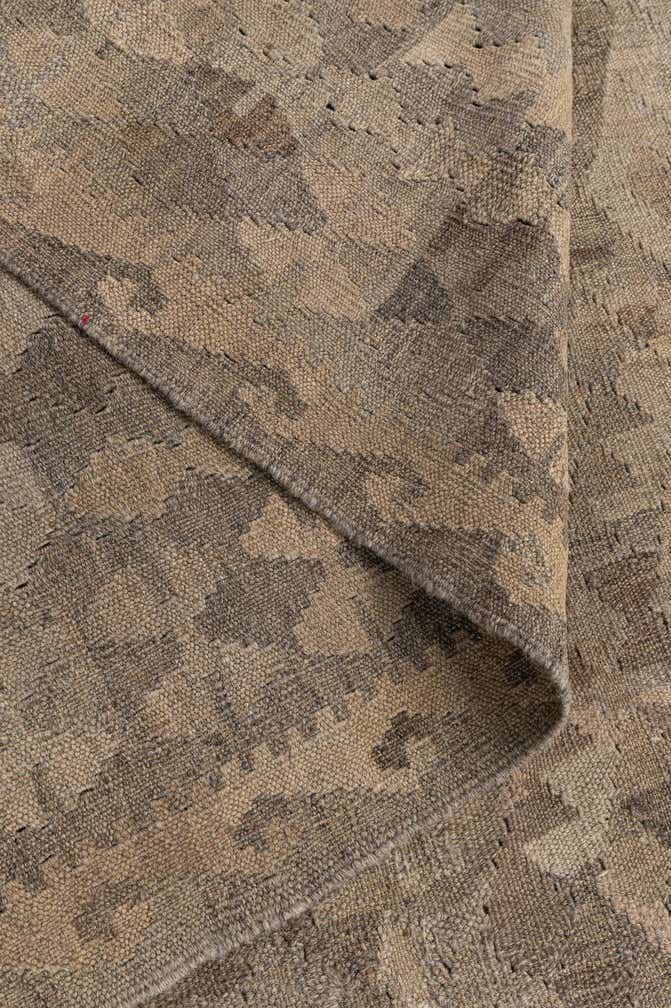 6' 8 x 9' 4 Hand Woven Kilim Maymana Wool Rug