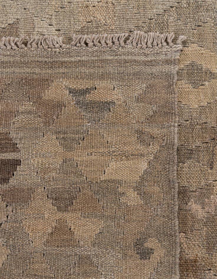 Detail image of 6' 8 x 9' 4  Hand Woven Kilim Maymana Wool Rug