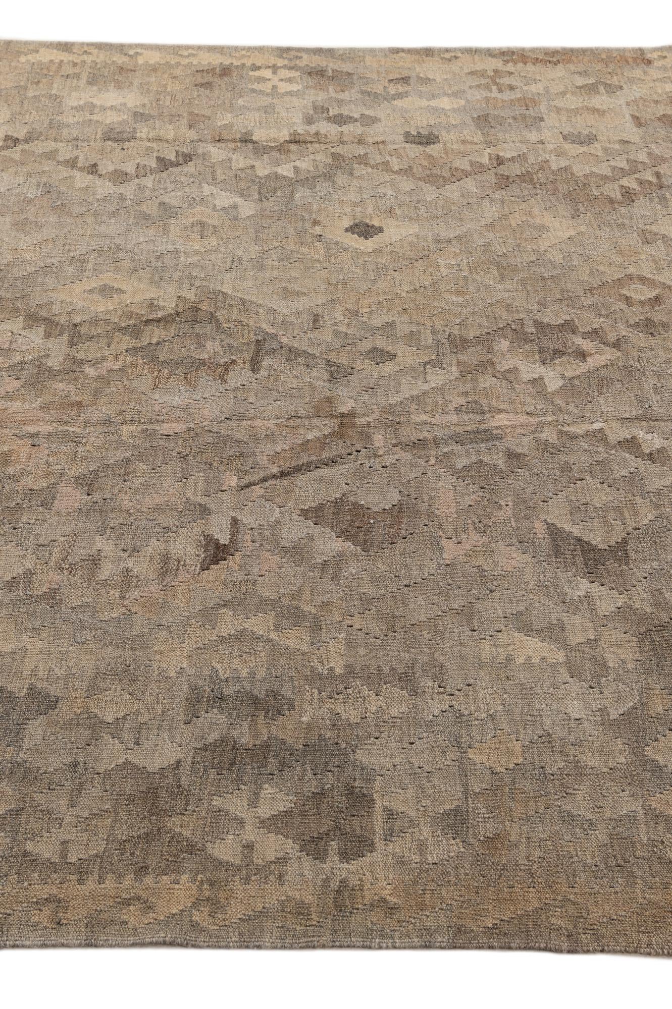 6' 8 x 9' 4 Hand Woven Kilim Maymana Wool Rug