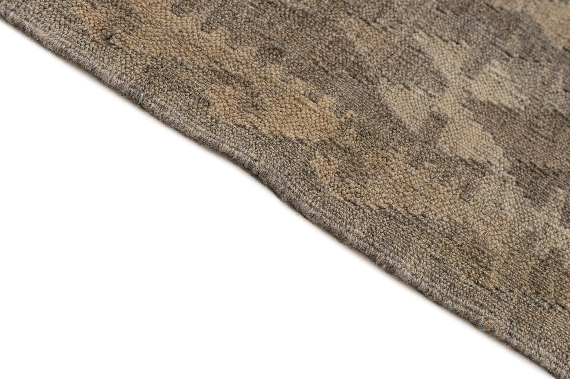 6' 8 x 9' 4 Hand Woven Kilim Maymana Wool Rug