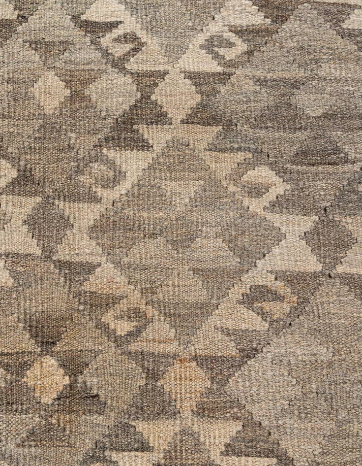 Detail image of 6' 9 x 9' 7  Hand Woven Kilim Maymana Wool Rug