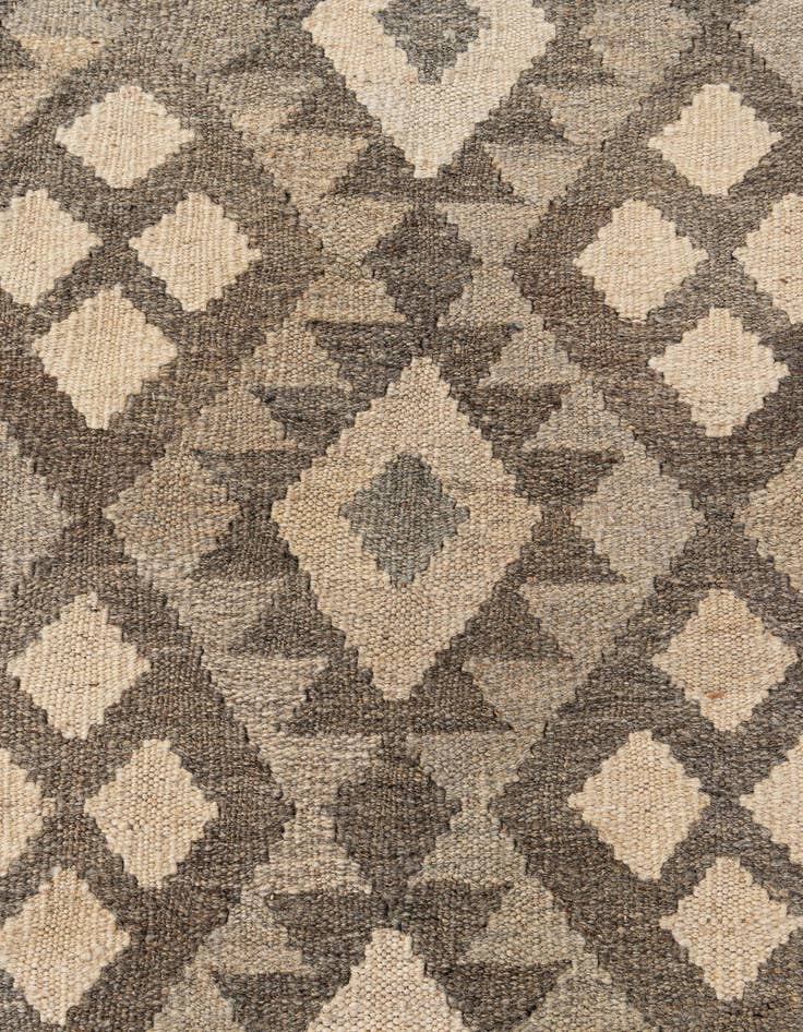 Detail image of 6' 9 x 9' 6  Hand Knotted Kilim Maymana Wool Rug