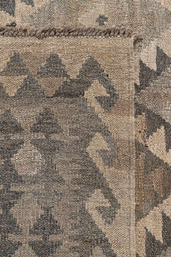 6' 8 x 9' 7 Hand Woven Kilim Maymana Wool Rug