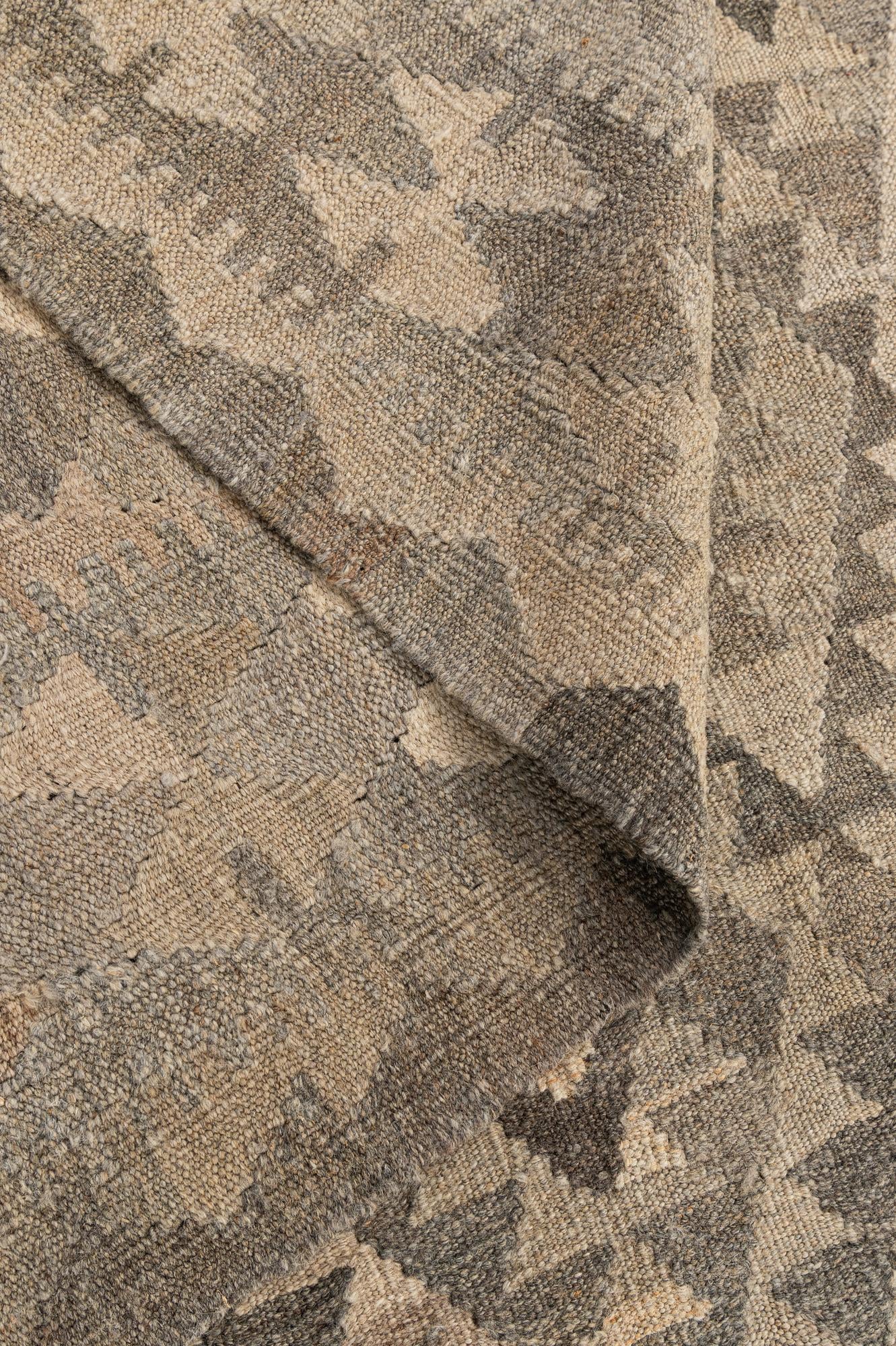 6' 9 x 9' 7 Hand Woven Kilim Maymana Wool Rug