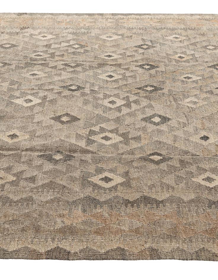 Detail image of 6' 8 x 9' 7  Hand Woven Kilim Maymana Wool Rug