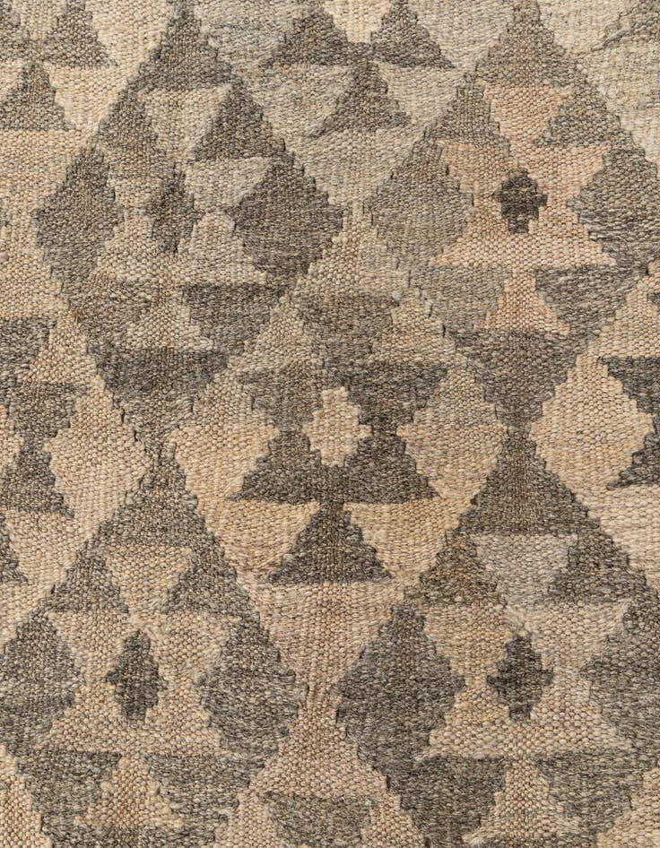 Detail image of 6' 7 x 9' 8  Hand Woven Kilim Maymana Wool Rug