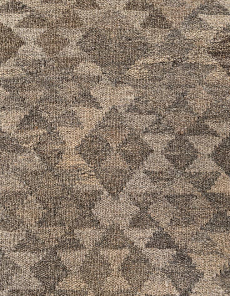 Detail image of 6' 9 x 9' 8  Hand Woven Kilim Maymana Wool Rug