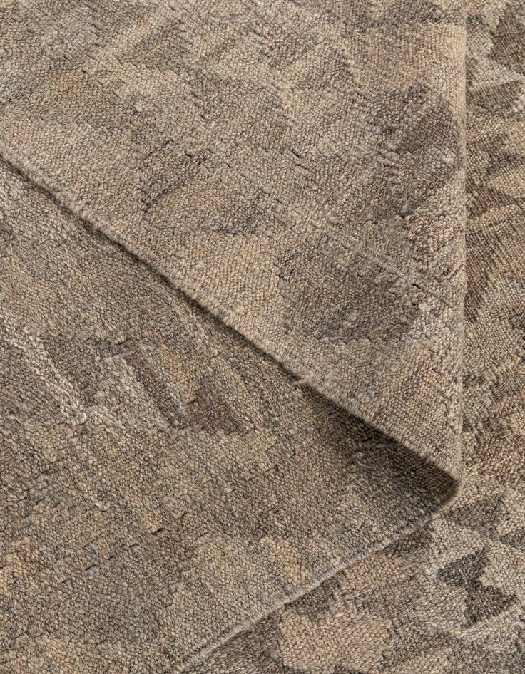 Detail image of 6' 9 x 9' 8  Hand Woven Kilim Maymana Wool Rug