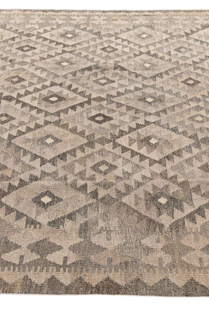 6' 10 x 9' 8 Hand Woven Kilim Maymana Wool Rug