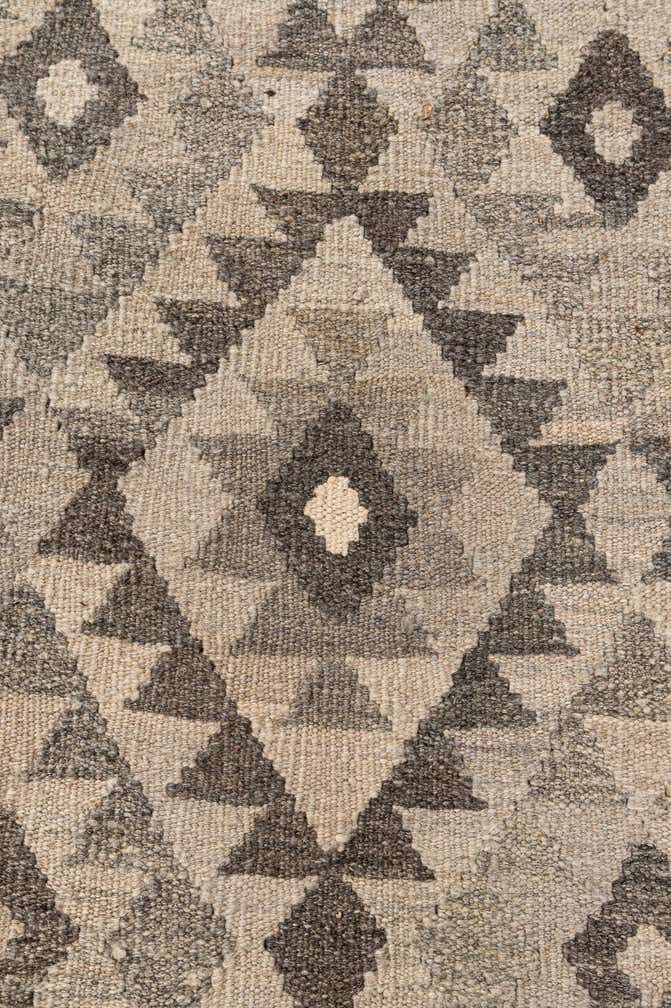 6' 10 x 9' 8 Hand Woven Kilim Maymana Wool Rug