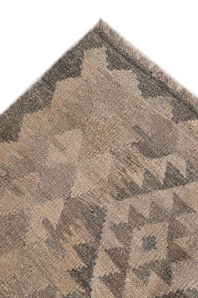 6' 10 x 9' 8 Hand Woven Kilim Maymana Wool Rug