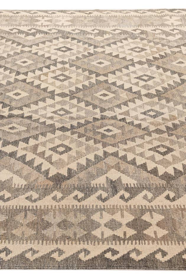 Detail image of 6' 8 x 9' 1 Hand Woven Kilim Maymana Wool Rug