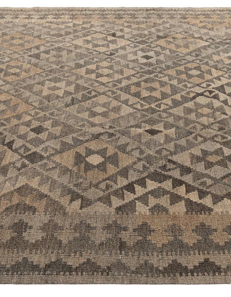 Detail image of 6' 4 x 9' 8 Hand Woven Kilim Maymana Wool Rug