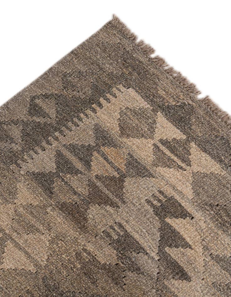 Detail image of 6' 8 x 9' 6  Hand Woven Kilim Maymana Wool Rug