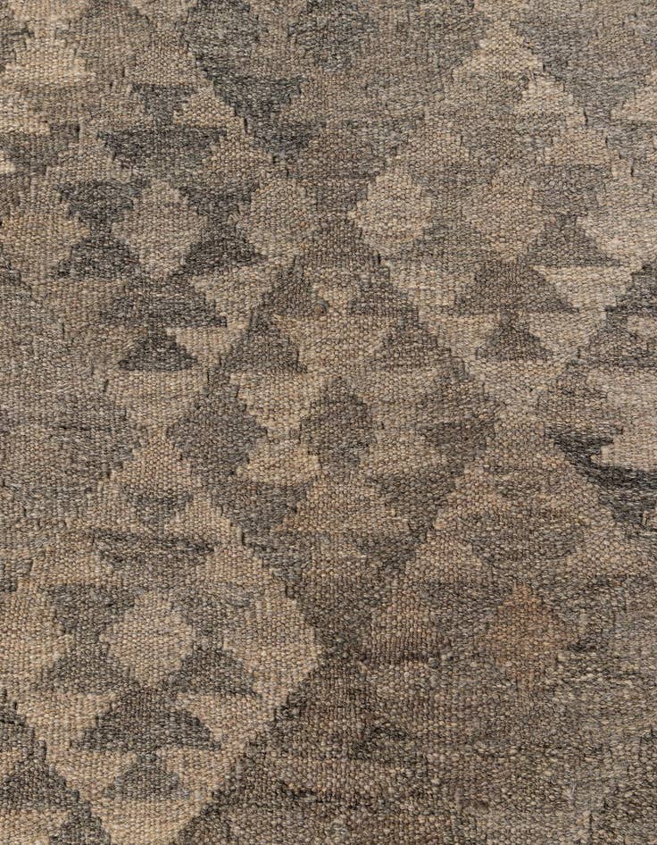 Detail image of 6' 9 x 9' 8  Hand Woven Kilim Maymana Wool Rug