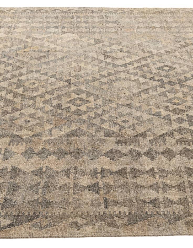 Detail image of 6' 9 x 9' 9  Hand Woven Kilim Maymana Wool Rug