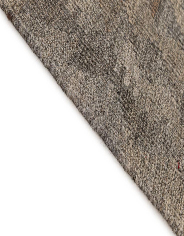 Detail image of 6' 9 x 10'  Hand Woven Kilim Maymana Wool Rug