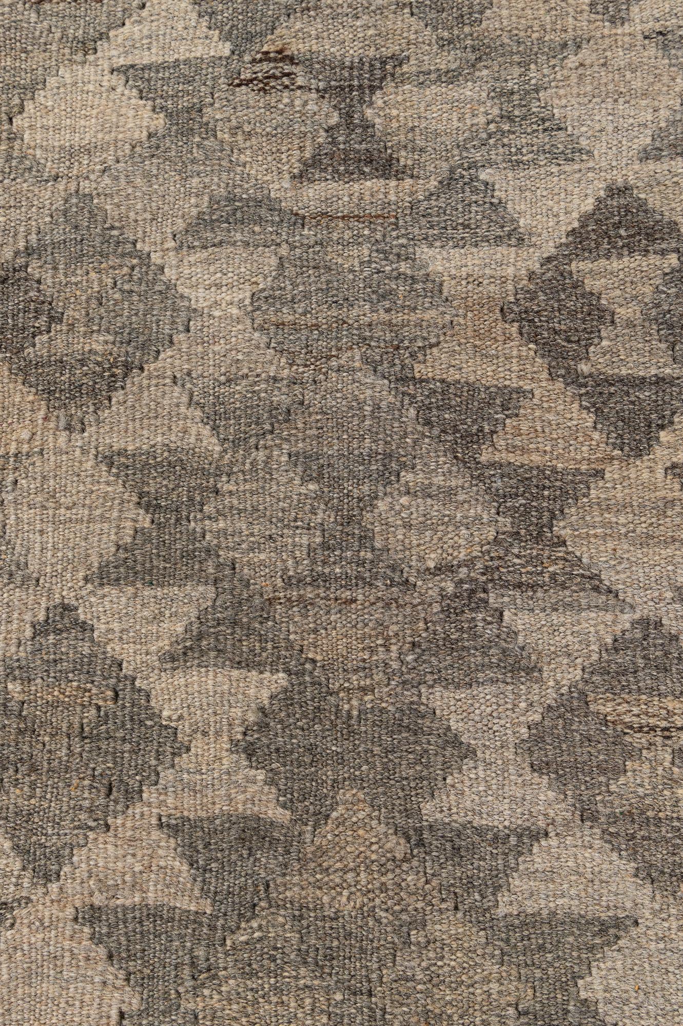 6' 9 x 10' Hand Woven Kilim Maymana Wool Rug