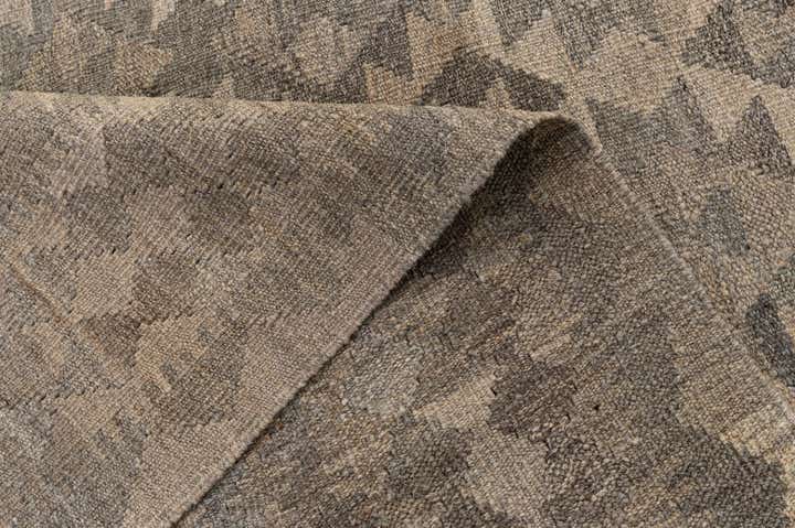 6' 9 x 10' Hand Woven Kilim Maymana Wool Rug